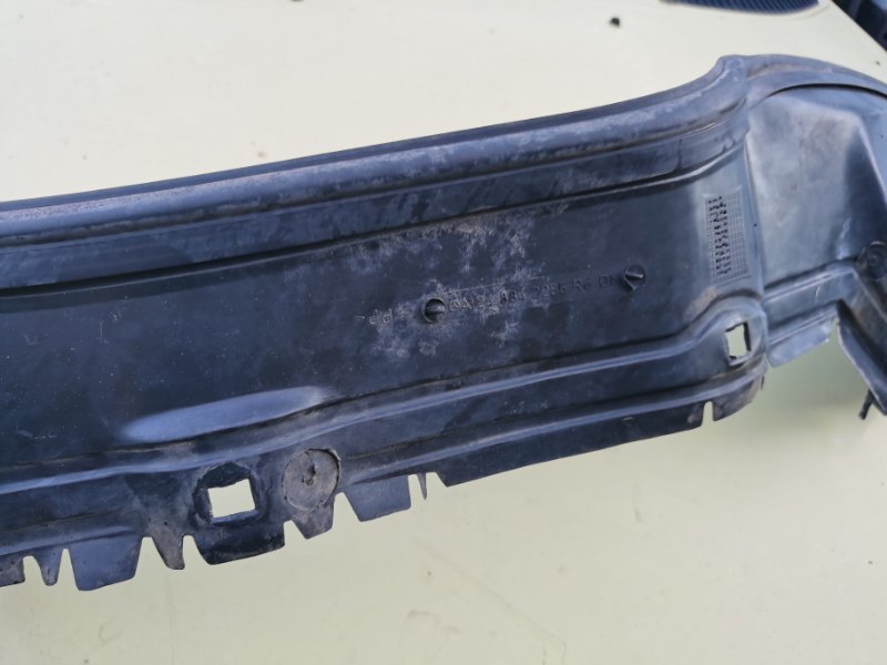Подкрылок Mercedes W124 1993 300CE