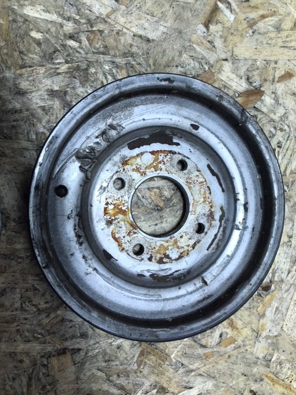 Шкив вентилятора Mercedes W124 1993 300CE