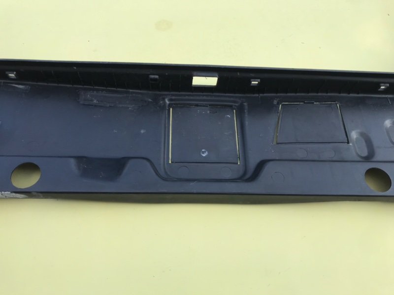 Обшивка багажника Mercedes W124 1993 300CE