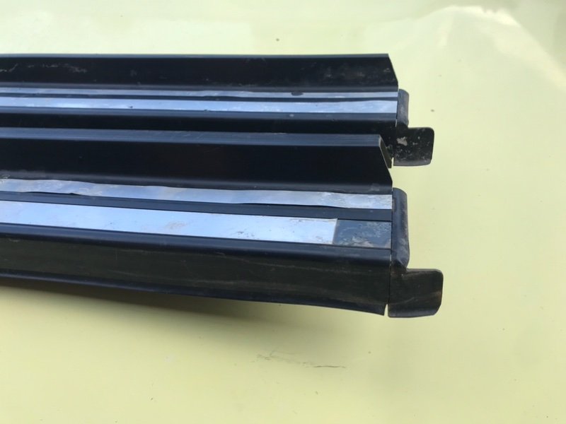 Накладка порога внутренняя Mercedes W124 1993 300CE