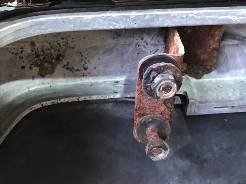 Бампер Mercedes W126 1988 420SE