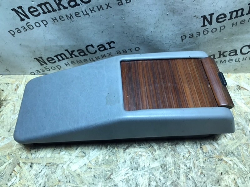 Хлебница Mercedes W124 1994 Седан
