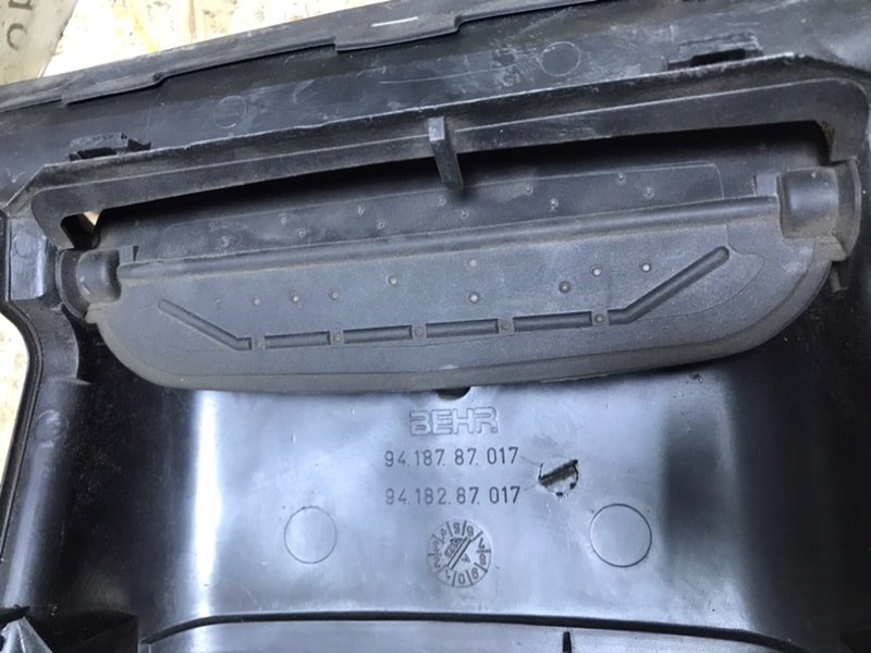 Заслонка печки верхняя Mercedes W124 1994 Седан