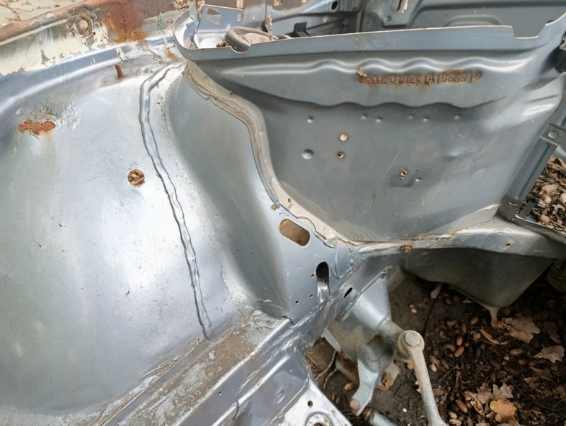 КУЗОВ ГОЛЫЙ Mercedes 190 W201