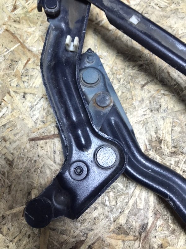Петли капота Mercedes W126 1988 420SE