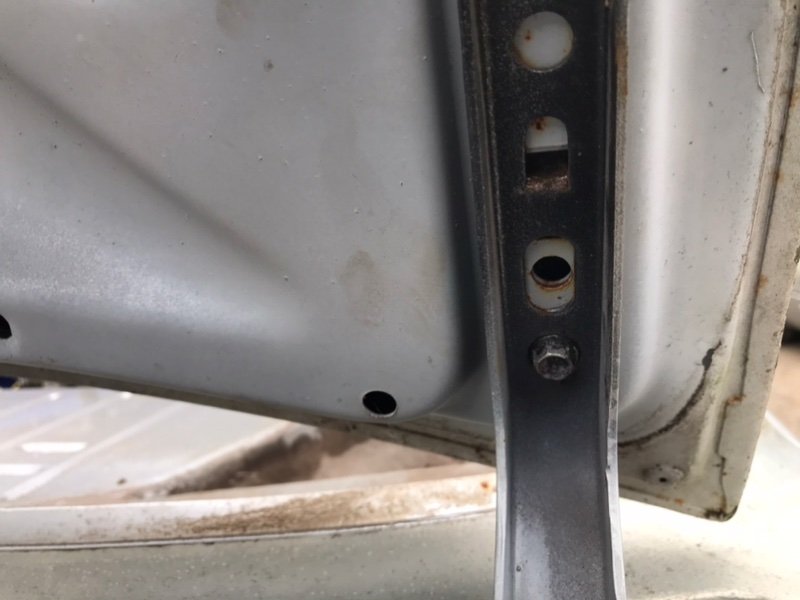 Крышка багажника Mercedes w123 1980 Седан