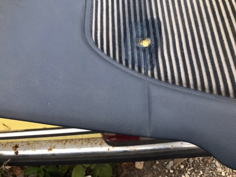 Обшивка двери Mercedes w123 1980 Седан