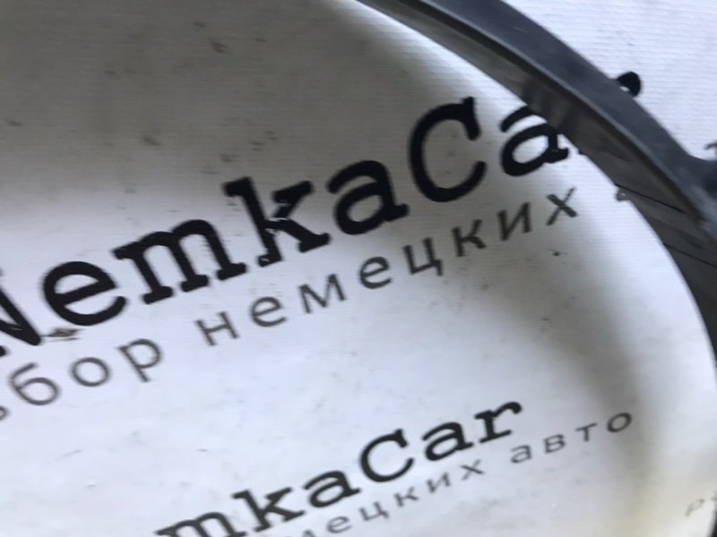 Диффузор радиатора Mercedes W124 1995 E320