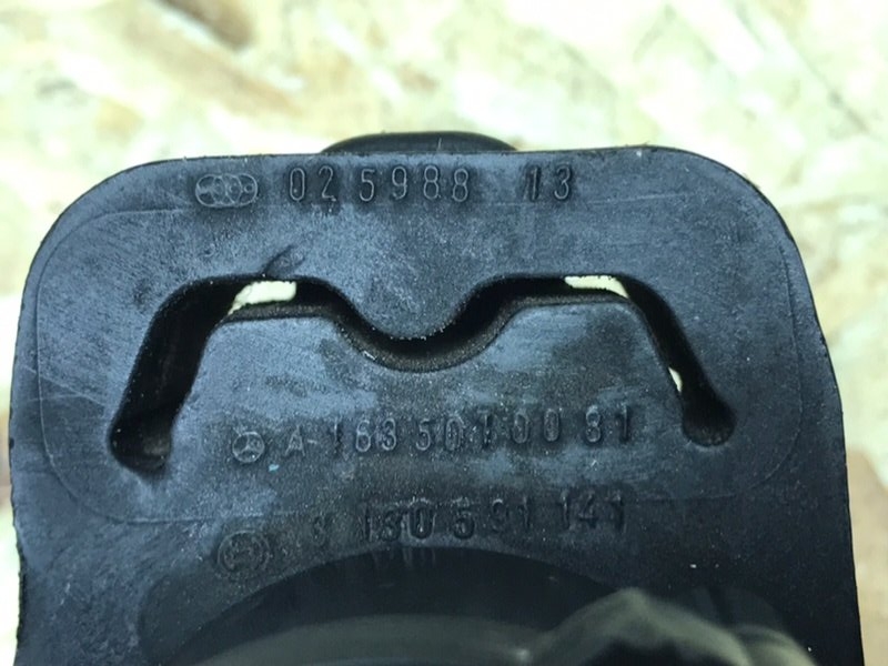 Помпа электрическая Mercedes Vito 2001 638