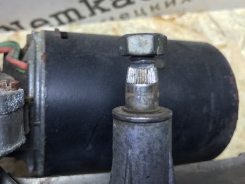 Трапеция стеклоочистителя Mercedes W126 1988 420SE