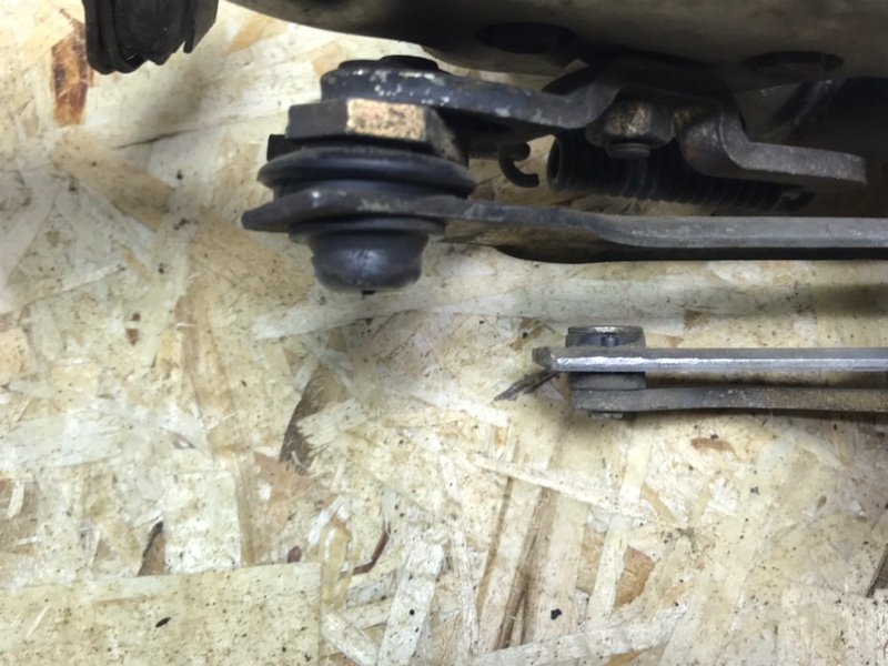 Трапеция стеклоочистителя Mercedes W126 1988 420SE