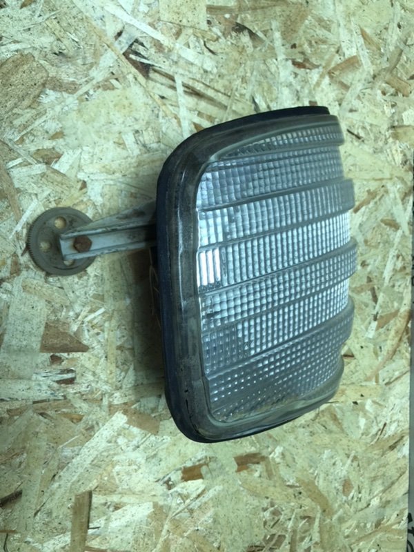 Поворотник Mercedes W126 1988 420SE