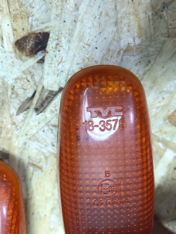 Повторитель в крыло ПАРА Mercedes Vito 1996 638