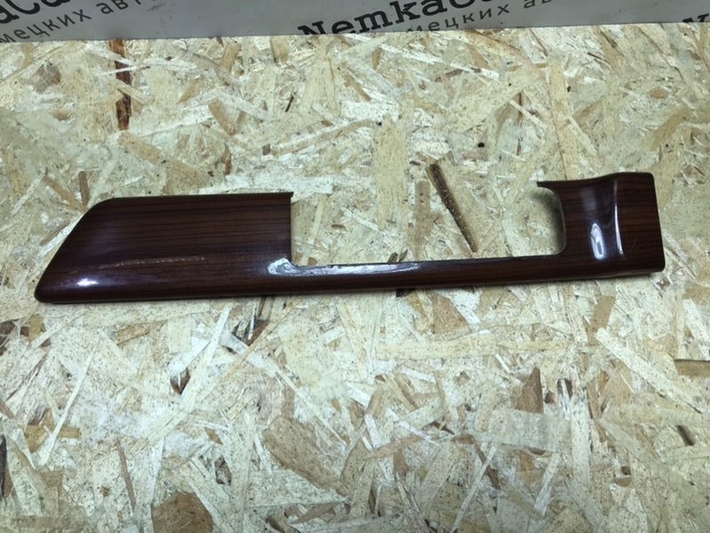 Накладка обшивки двери Mercedes W126 1988 420SE