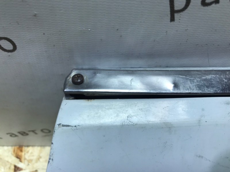 Молдинг крыла Mercedes W126 1980