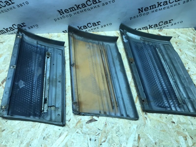 Молдинг крыла Mercedes W126 1980