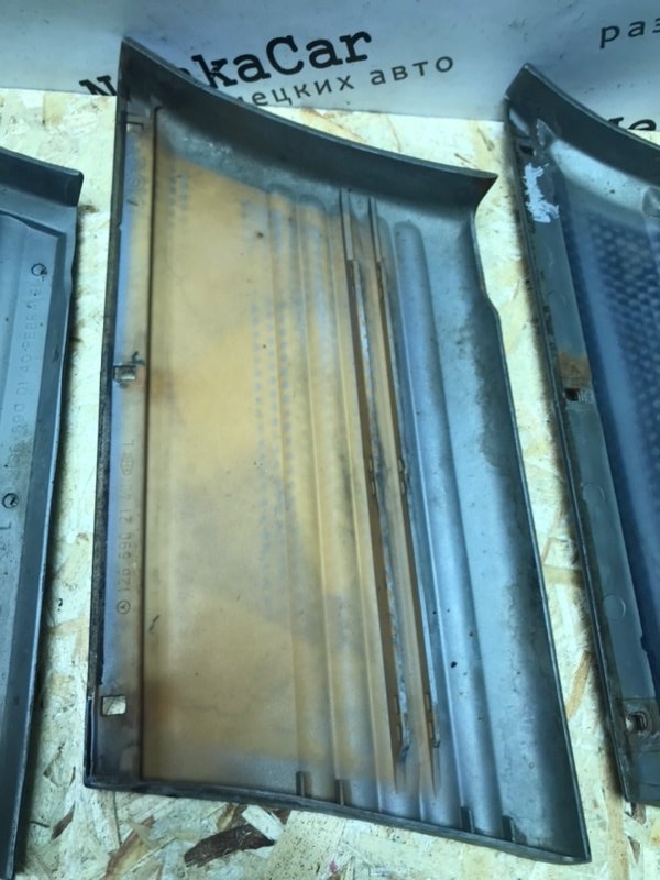 Молдинг крыла Mercedes W126 1980