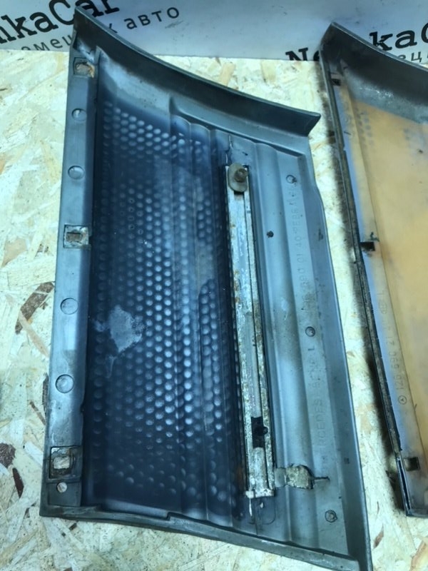 Молдинг крыла Mercedes W126 1980