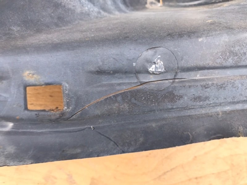 Подкрылки Mercedes W124 1993 250D