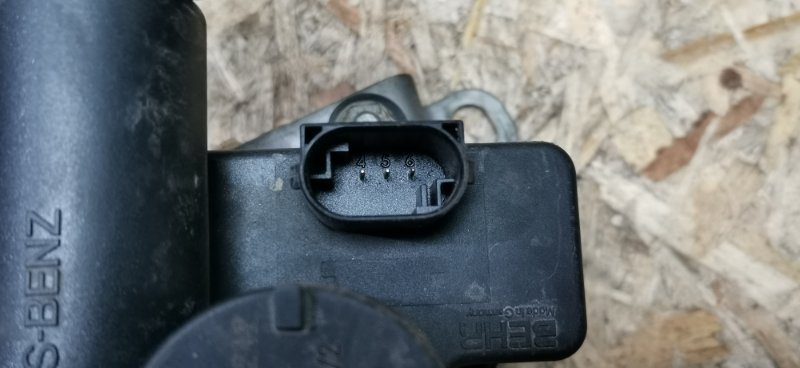 Кран печки Mercedes Vito 2008 639