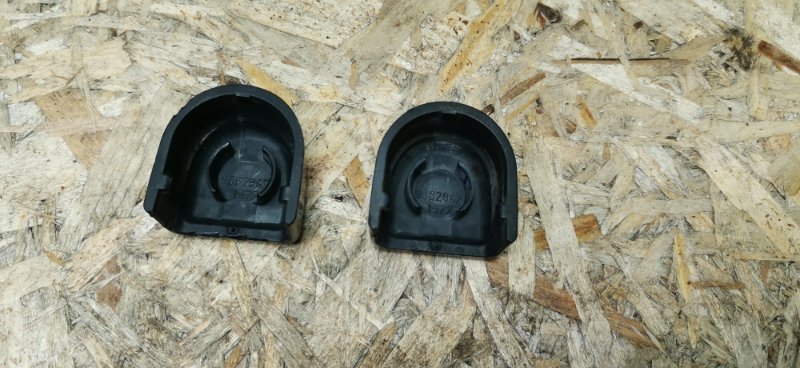 Крышка поводка стеклоочистителя VOLVO XC90 2004