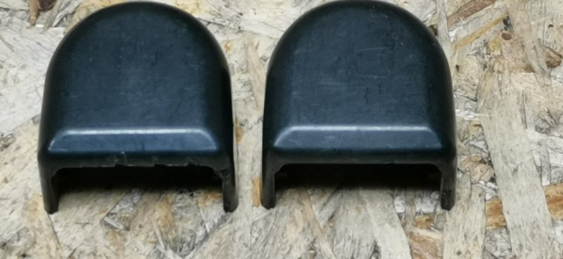 Крышка поводка стеклоочистителя VOLVO XC90 2004