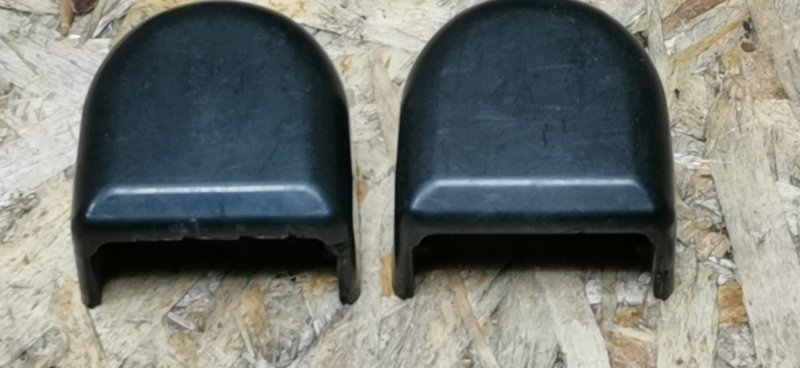 Крышка поводка стеклоочистителя VOLVO XC90 2004