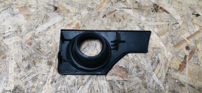 Накладка замка зажигания Mercedes W124 1993 E320