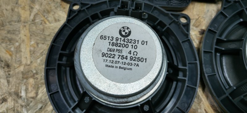 Динамик BMW 3-Series E90 2006