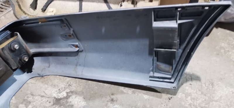 Бампер Mercedes W124 1993 E320