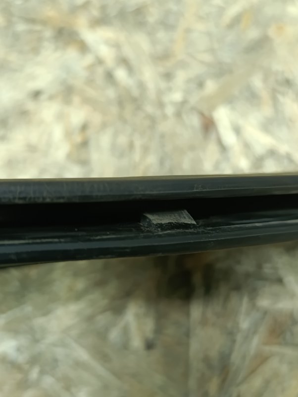 Брызговик Mercedes W126 1980