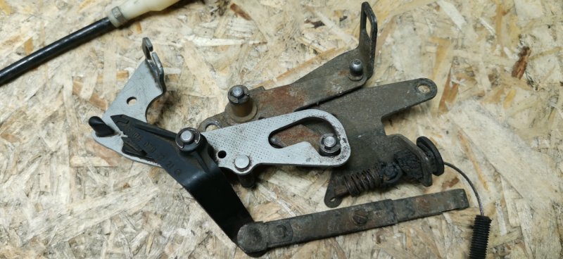 Тяга акселератора Mercedes S-Klass W140