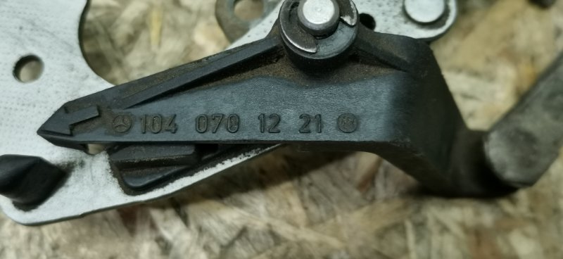 Тяга акселератора Mercedes S-Klass W140