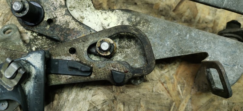 Тяга педали газа Mercedes W124 1994 Седан