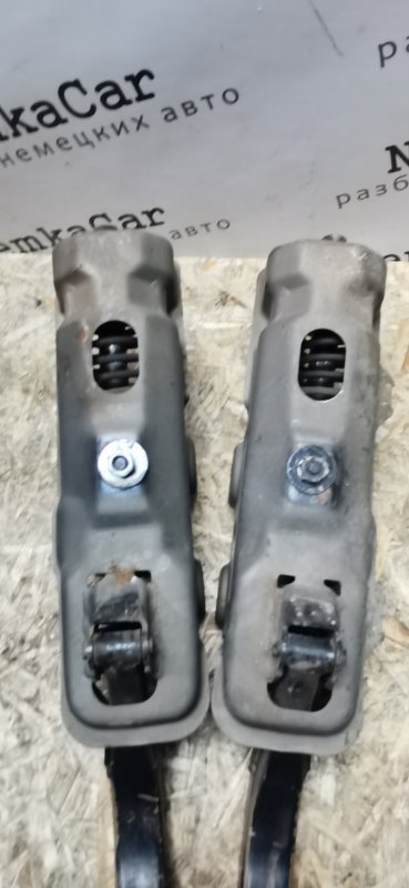 Петли крышки багажника Mercedes W126 1980