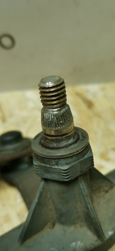 Трапеция стеклоочистителя Mercedes w123 1980 Седан