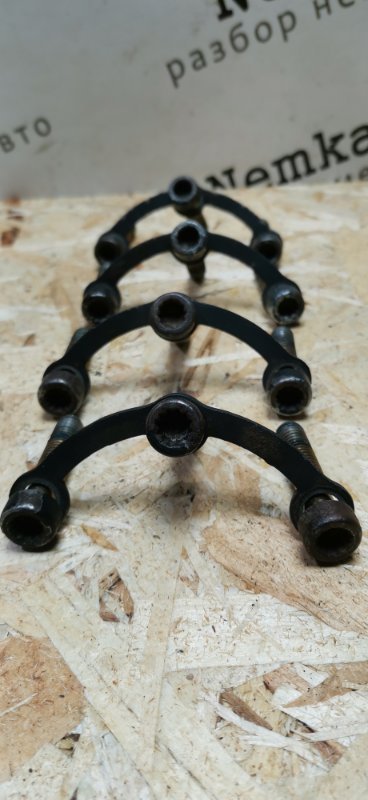 Болты крепления привода Mercedes W124 1994 Седан