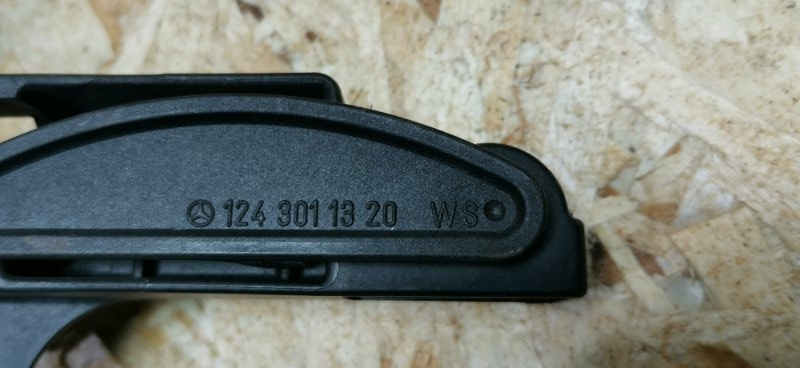 Педаль газа Mercedes E55 AMG 1999 W210