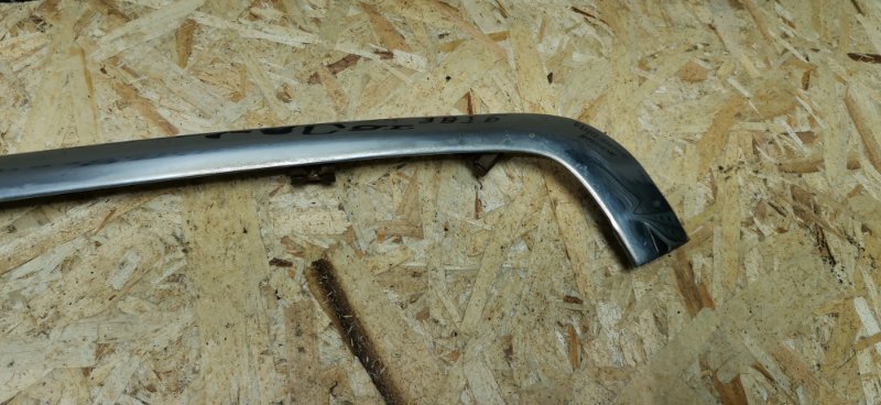 Хром молдинг бампера Mercedes W124 1993 E320