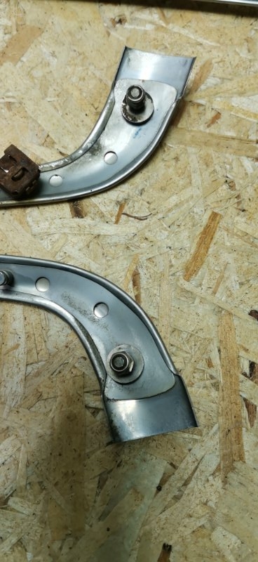 Хром молдинг бампера Mercedes W124 1993 E320