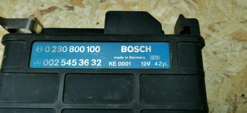 Блок управления двигателем Mercedes W124 1992