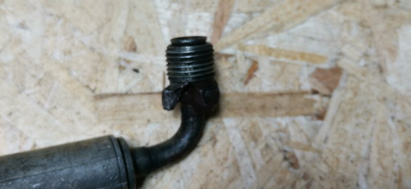 Трубка ГУР Mercedes W124 1992