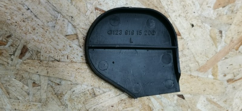 Крышка рельсы сиденья Mercedes w123 1980 Седан