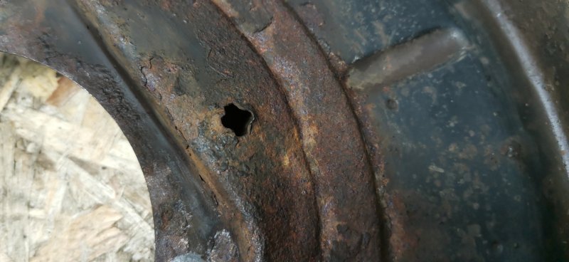 Пыльник тормозного диска BMW 5-Series 1989 E34