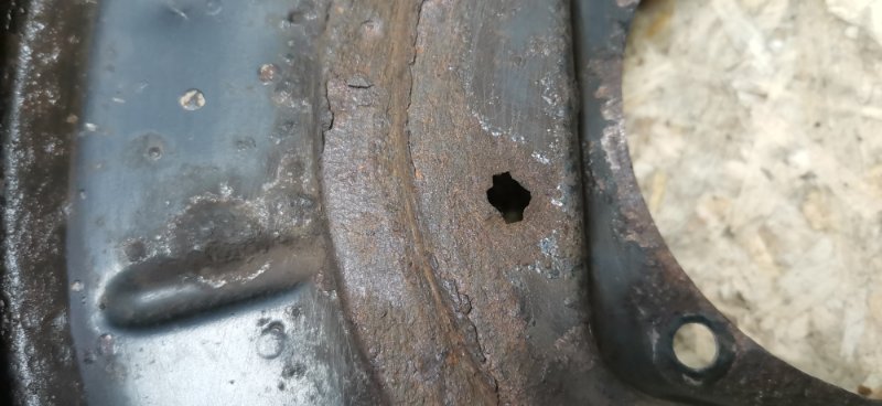 Пыльник тормозного диска BMW 5-Series 1989 E34