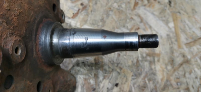 Кулак поворотный Mercedes W124 1989 E260