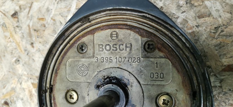 Трапеция стеклоочистителя Mercedes W124 1989 E260