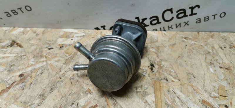 Насос топливный Mercedes w123 1980 Седан