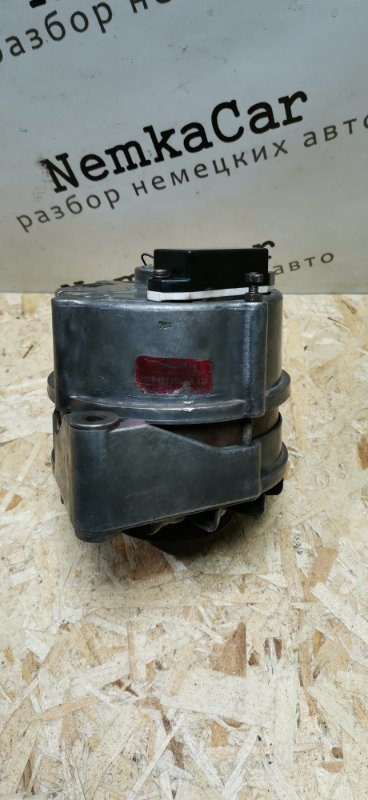 Генератор Mercedes w123 1980 Седан