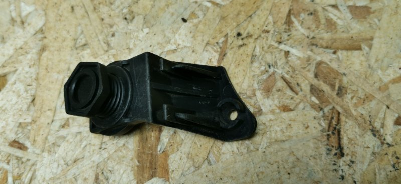 Кронштейн фары Volkswagen GOLF 5 2006 MK5